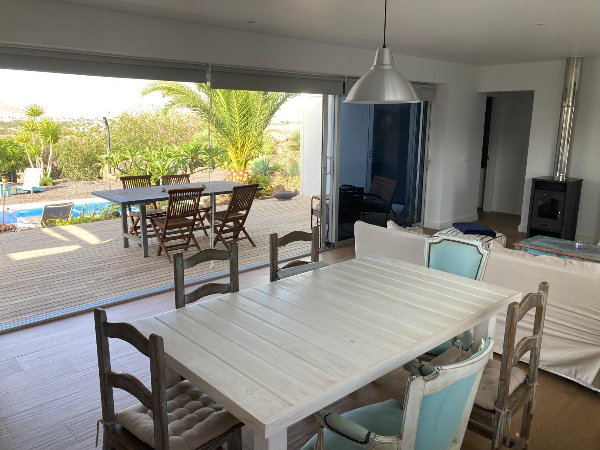 Majanicho Rock - Villa With Heated Pool Lajares Exterior photo