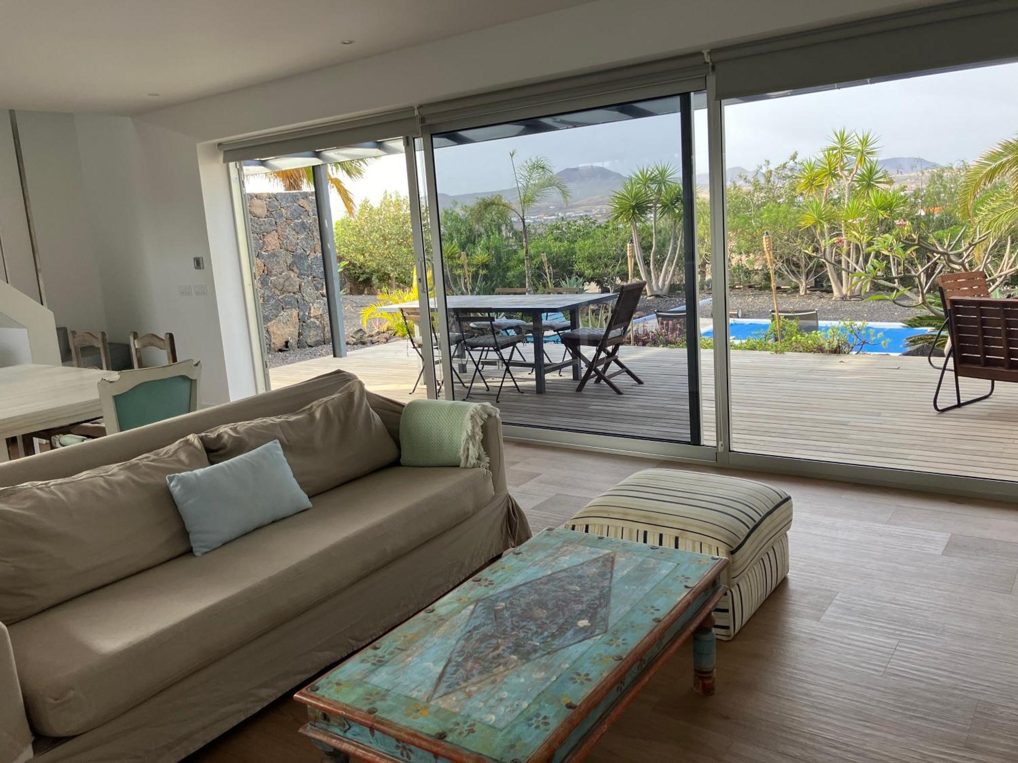 Majanicho Rock - Villa With Heated Pool Lajares Exterior photo