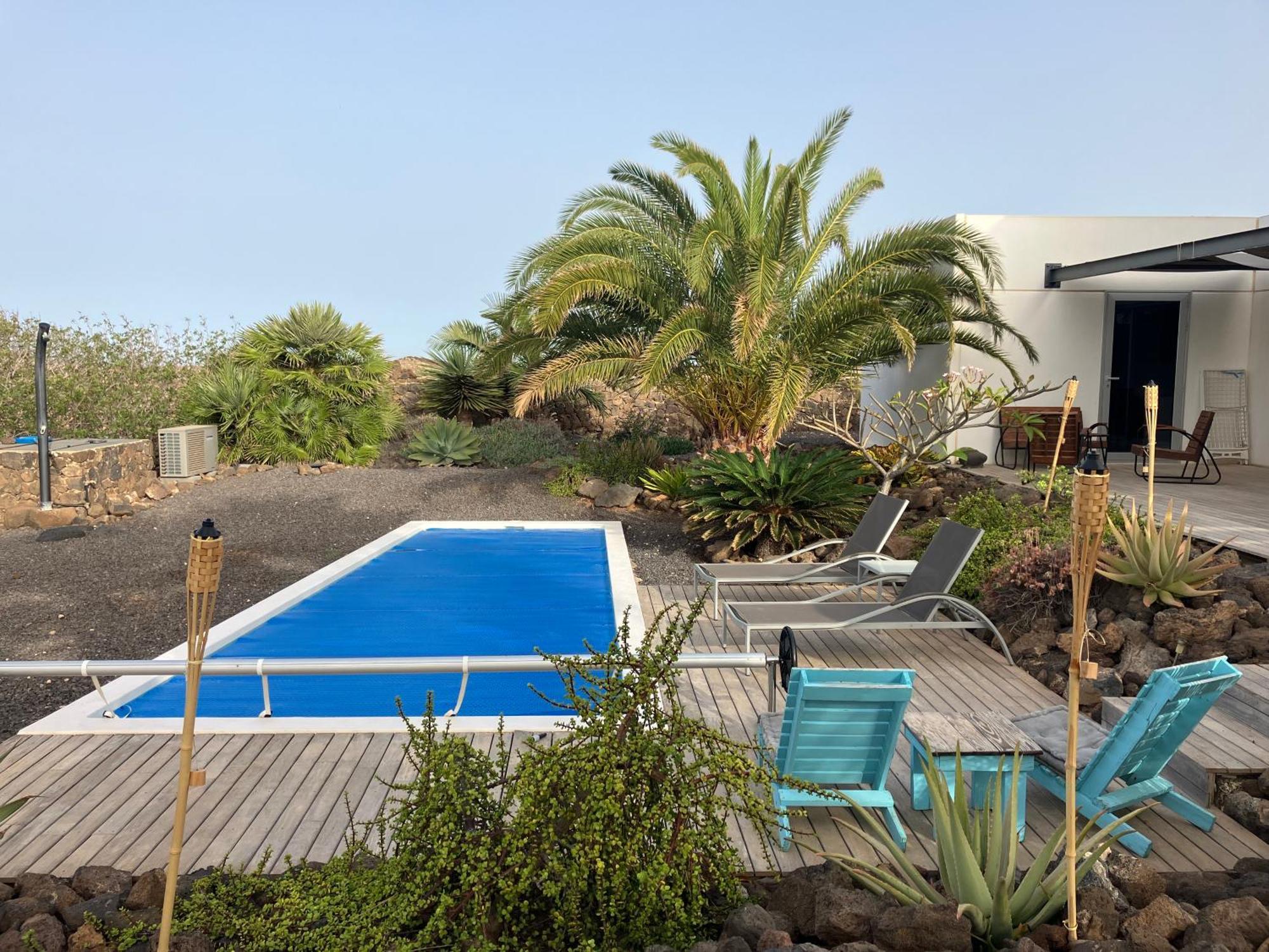 Majanicho Rock - Villa With Heated Pool Lajares Exterior photo
